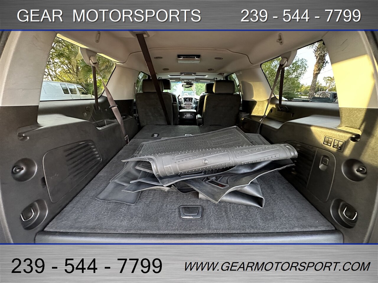 2015 GMC Yukon XL Denali XL 4WD   - Photo 16 - Estero, FL 33928