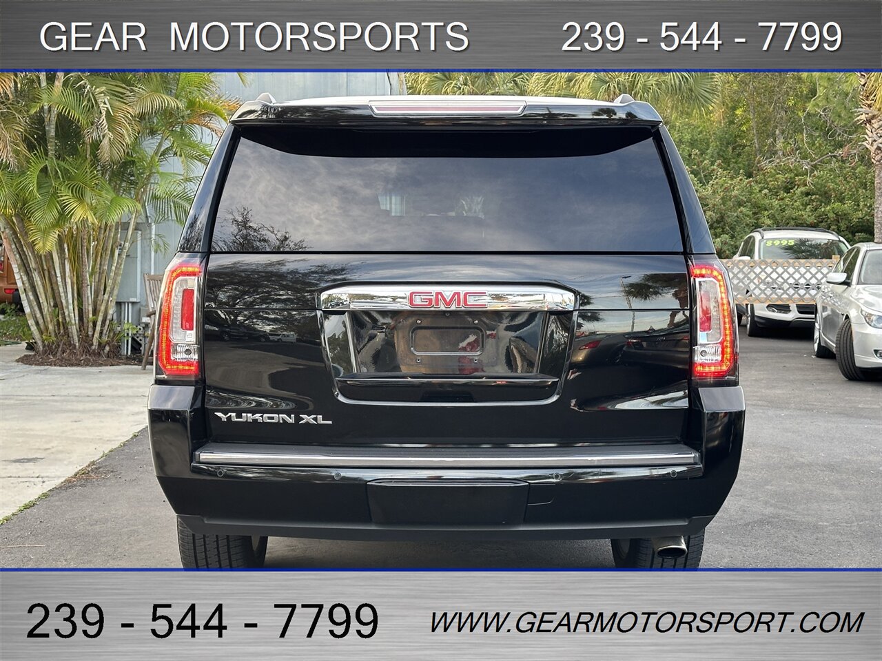 2015 GMC Yukon XL Denali XL 4WD   - Photo 6 - Estero, FL 33928