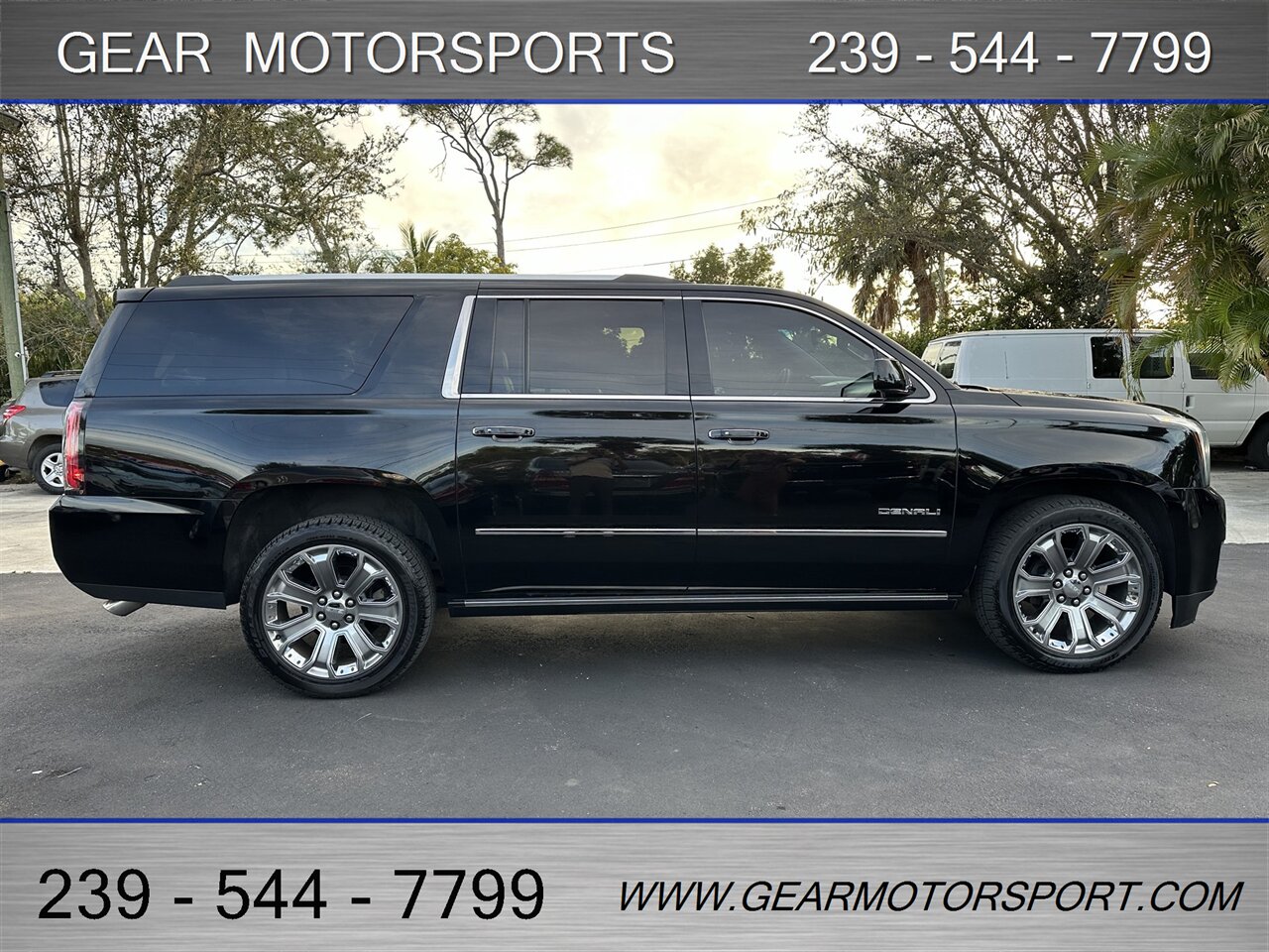 2015 GMC Yukon XL Denali XL 4WD   - Photo 8 - Estero, FL 33928