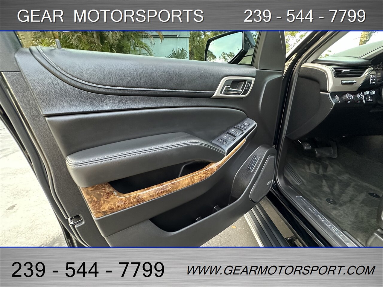 2015 GMC Yukon XL Denali XL 4WD   - Photo 9 - Estero, FL 33928