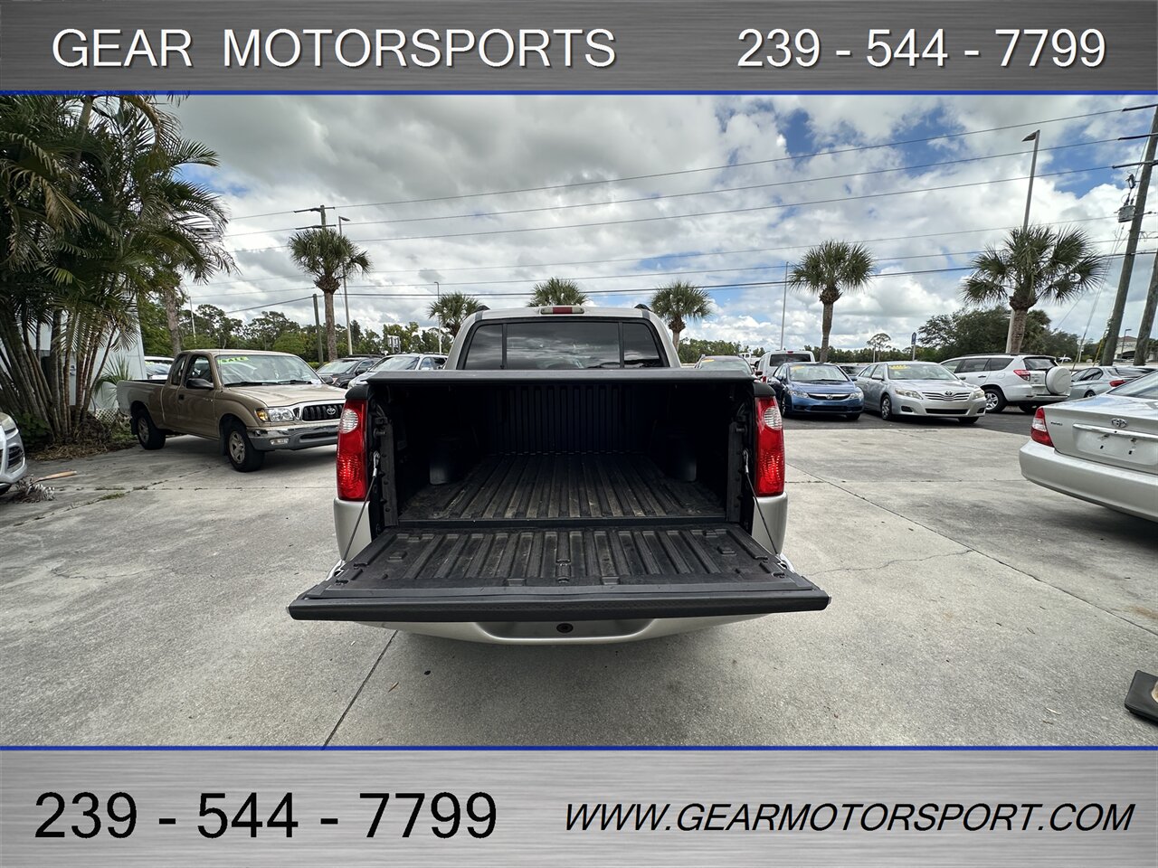 2004 Ford Explorer Sport Trac XLT 4dr XLT Crew Cab   - Photo 10 - Estero, FL 33928