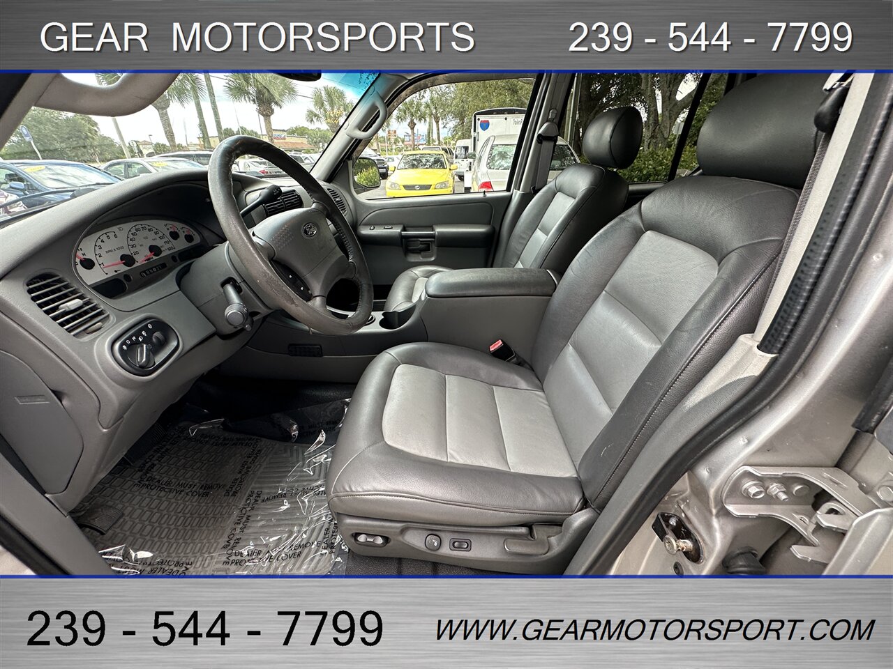 2004 Ford Explorer Sport Trac XLT 4dr XLT Crew Cab   - Photo 21 - Estero, FL 33928