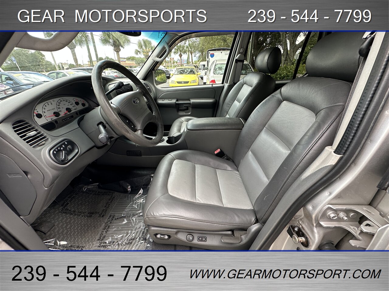 2004 Ford Explorer Sport Trac XLT 4dr XLT Crew Cab   - Photo 20 - Estero, FL 33928