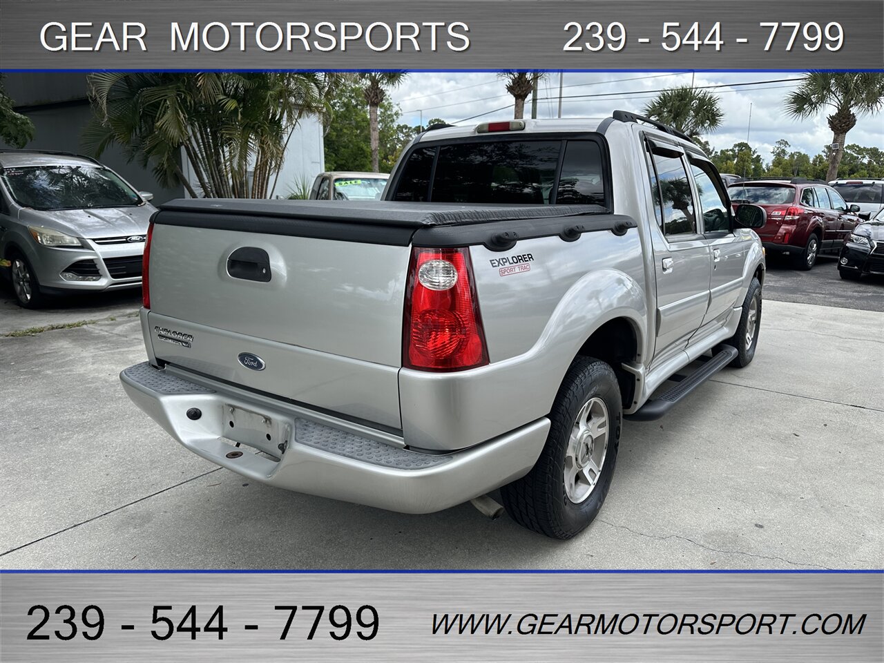 2004 Ford Explorer Sport Trac XLT 4dr XLT Crew Cab   - Photo 3 - Estero, FL 33928