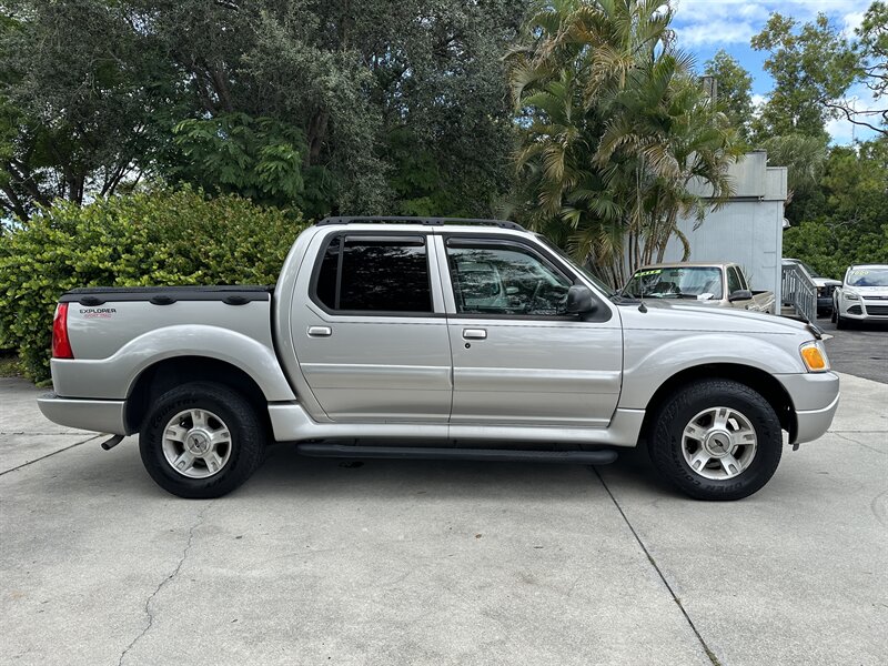 2004 Ford Explorer Sport Trac XLT 4dr XLT Crew Cab SB  