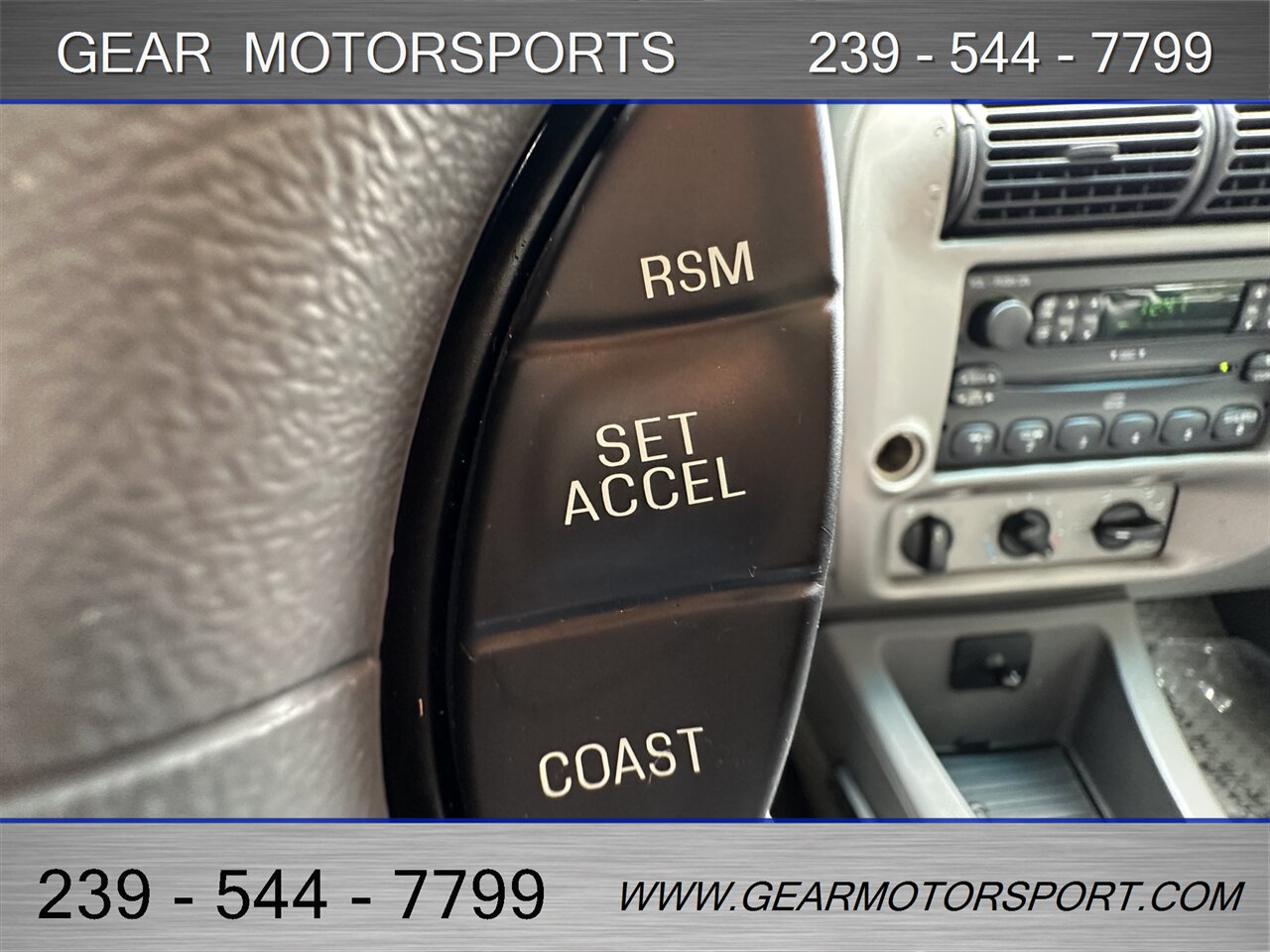 2004 Ford Explorer Sport Trac XLT 4dr XLT Crew Cab   - Photo 28 - Estero, FL 33928