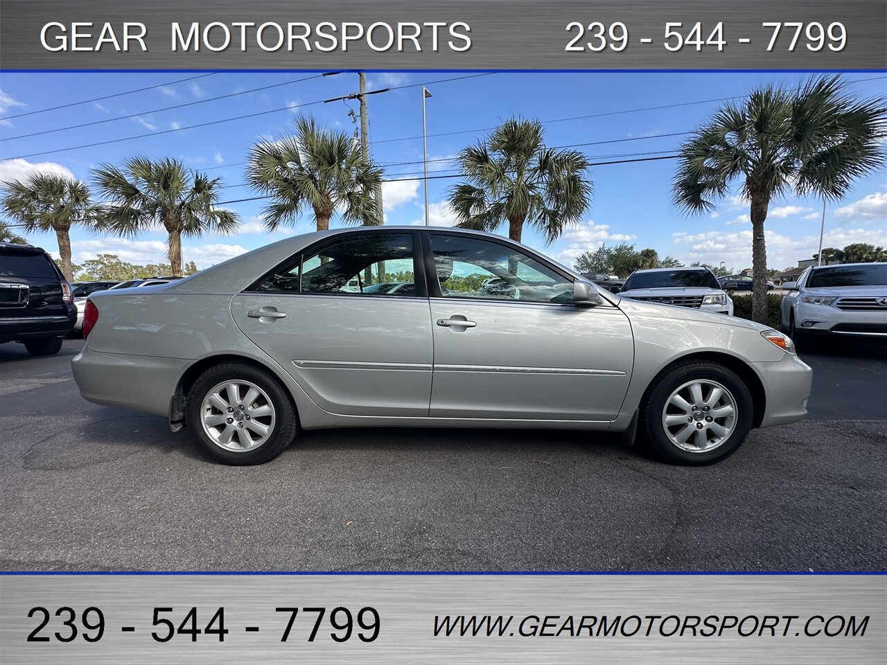 2003 Toyota Camry XLE 2.4L CLEAN CARFAX ONE-OWNER   - Photo 2 - Estero, FL 33928