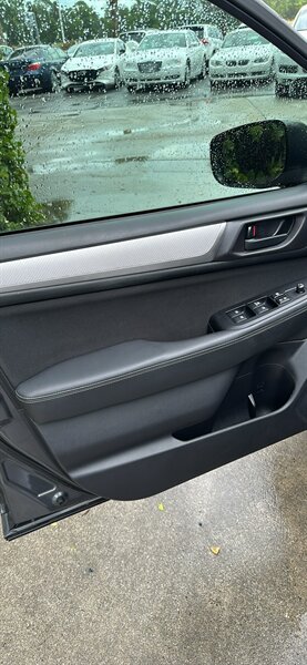 2019 Subaru Outback 2.5i Premium EyeSight Tech Package - Photo 21 - Estero, FL 33928