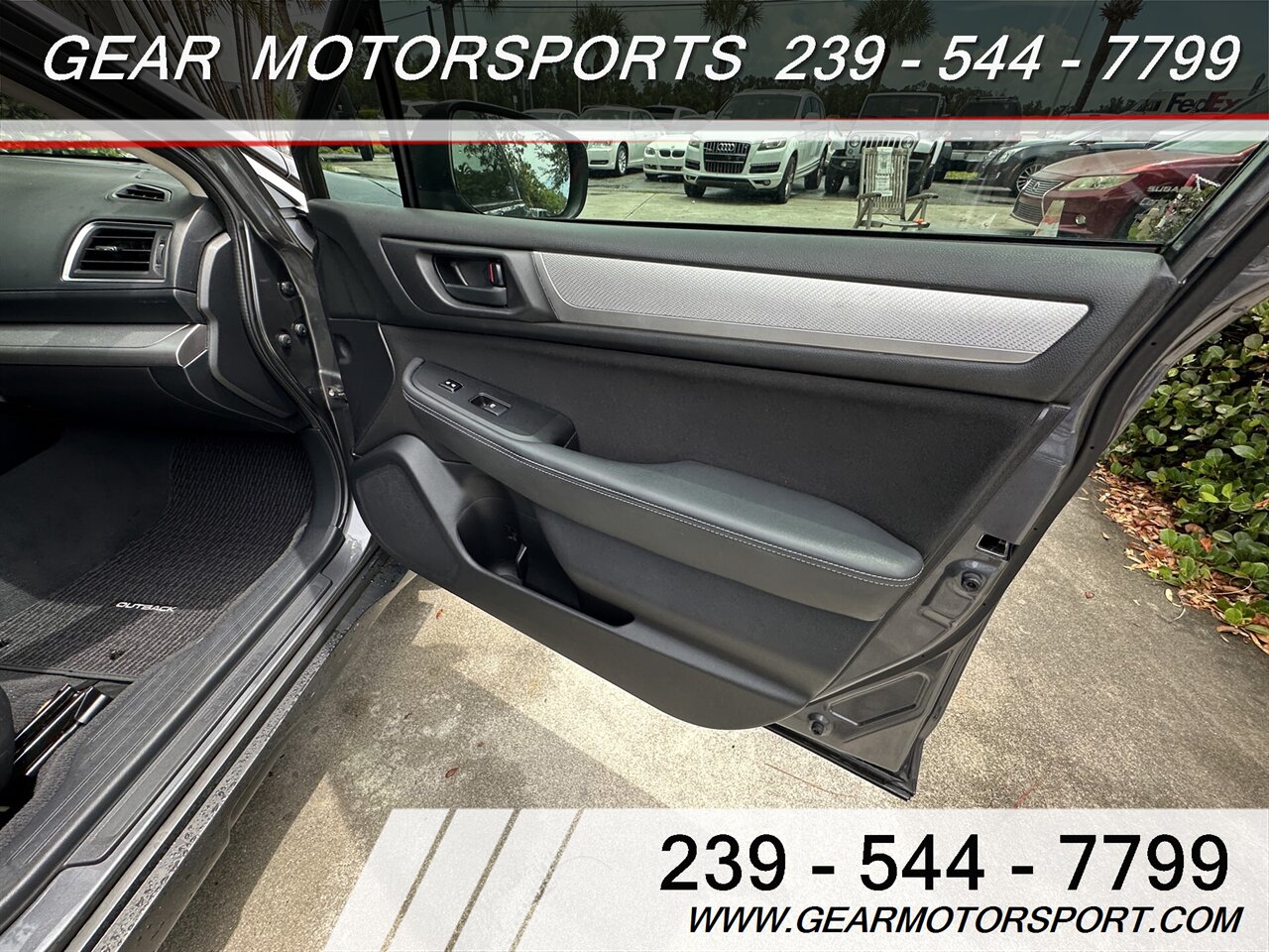2019 Subaru Outback 2.5i Premium EyeSight Tech Package - Photo 9 - Estero, FL 33928