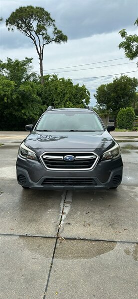 2019 Subaru Outback 2.5i Premium EyeSight Tech Package - Photo 18 - Estero, FL 33928