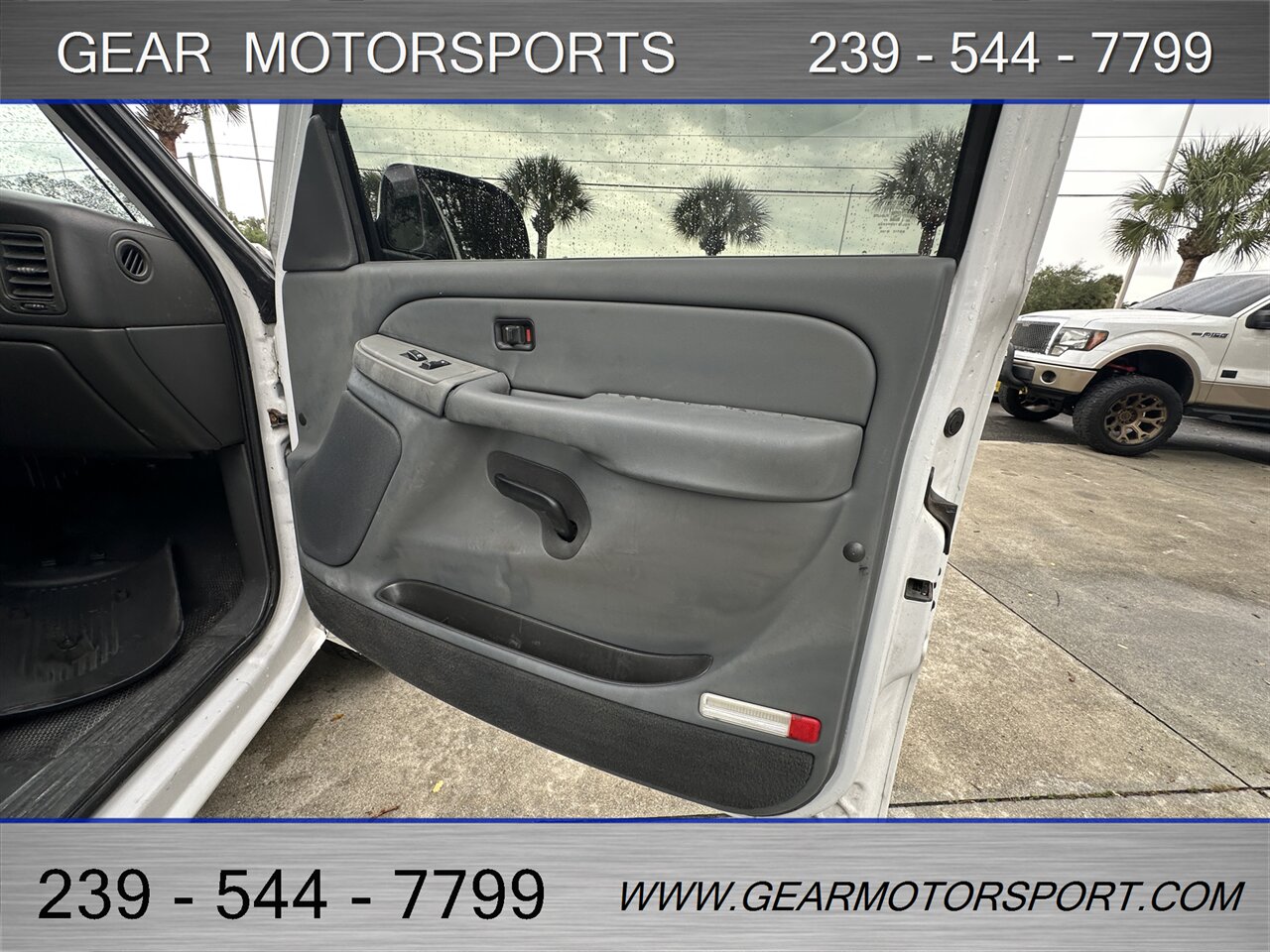 2005 Chevrolet Silverado 1500 Extended Cab 4.8L V8 - Photo 11 - Estero, FL 33928