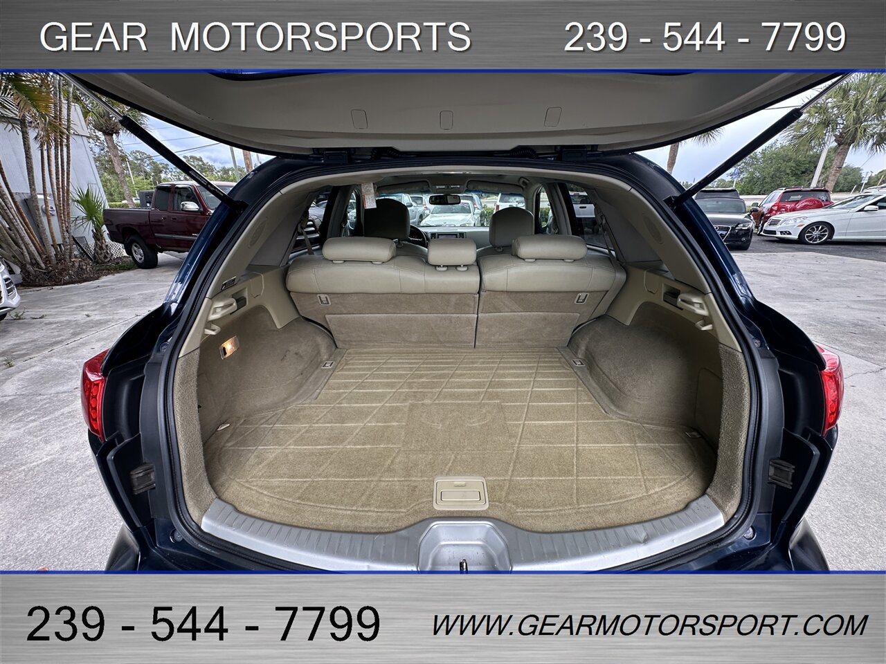 2007 INFINITI FX35 4WD 3.5L V6 - Photo 10 - Estero, FL 33928