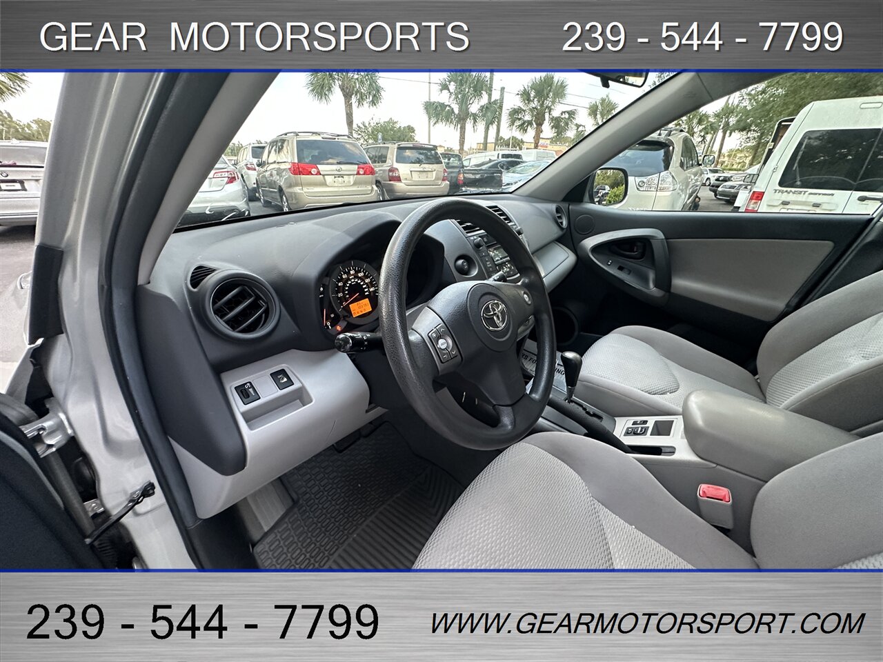 2011 Toyota RAV4 V6 3.5L 4WD ONE-OWNER - Photo 11 - Estero, FL 33928