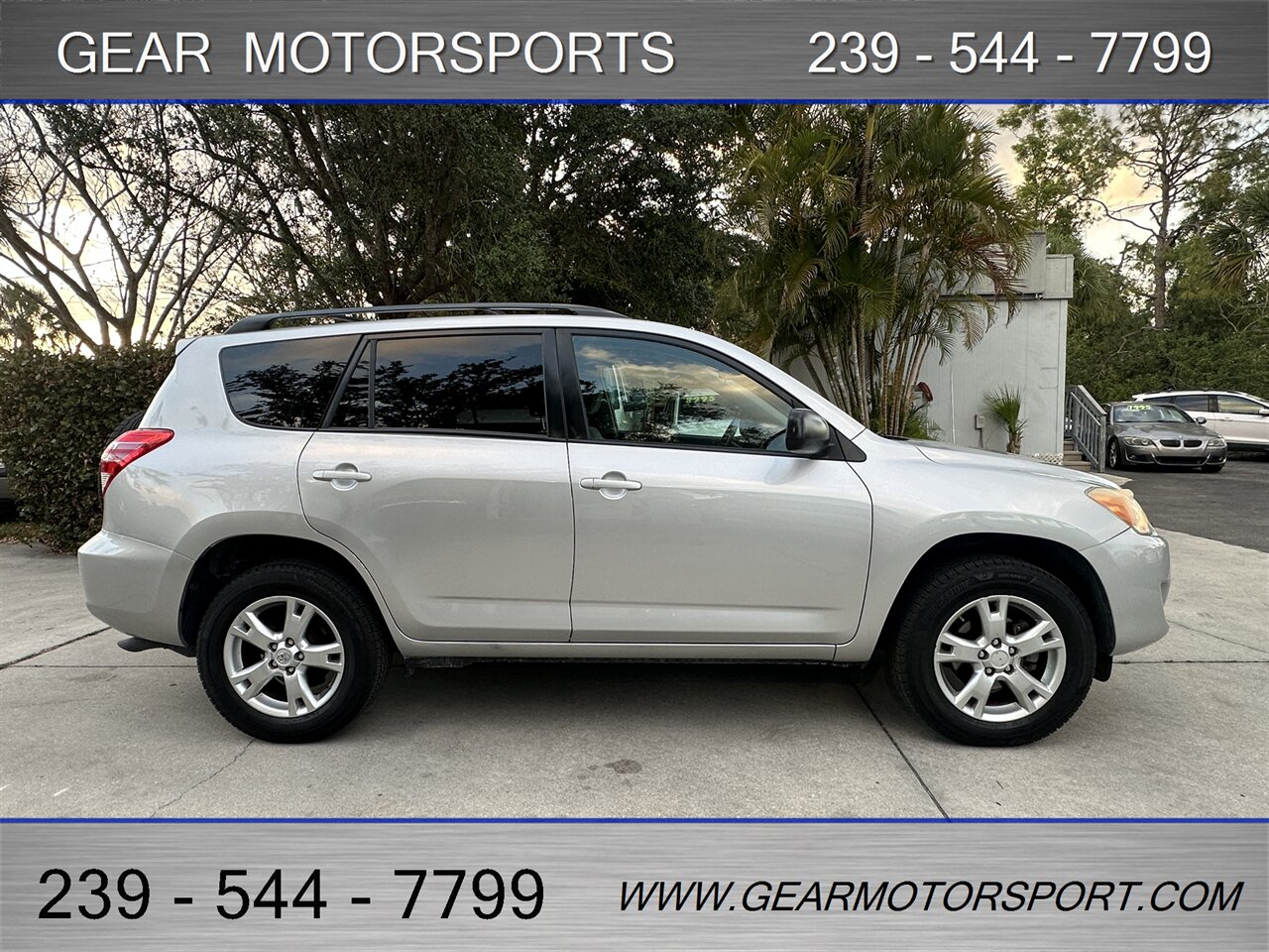 2011 Toyota RAV4 V6 3.5L 4WD ONE-OWNER - Photo 2 - Estero, FL 33928