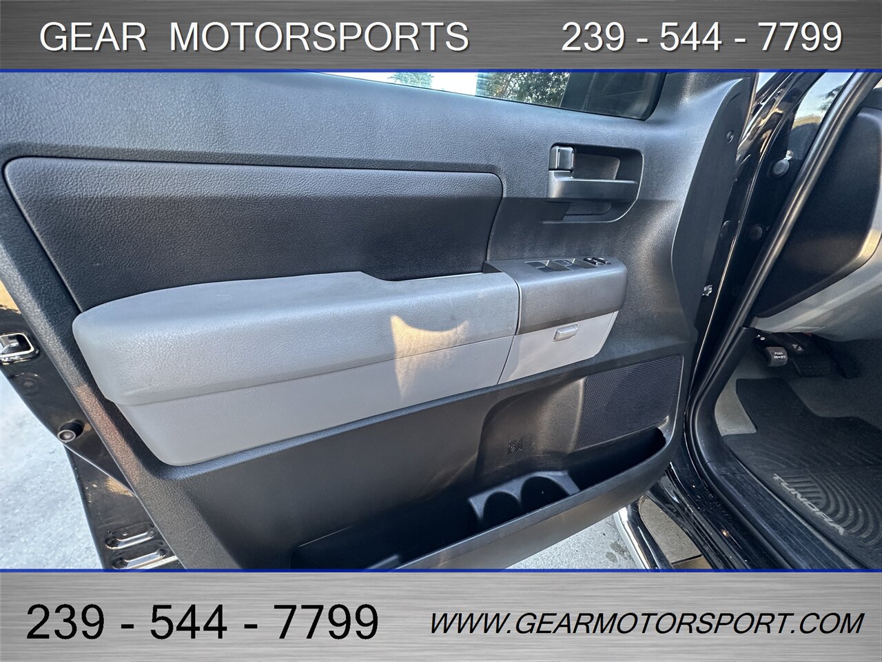 2011 Toyota Tundra 5.7L V8 F DOHC 32V  CREW MAX - Photo 9 - Estero, FL 33928