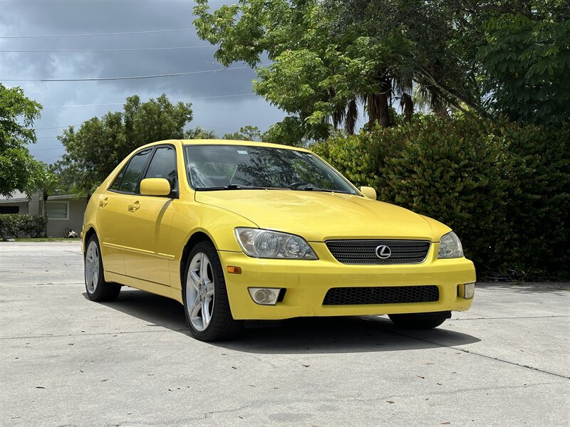 2001 Lexus IS 300 RWD  