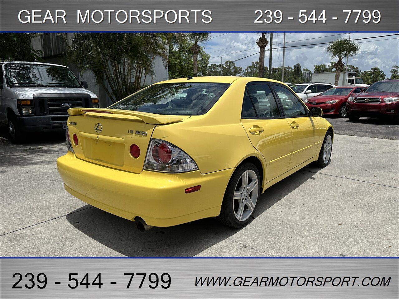 2001 Lexus IS 300 RWD - Photo 4 - Estero, FL 33928