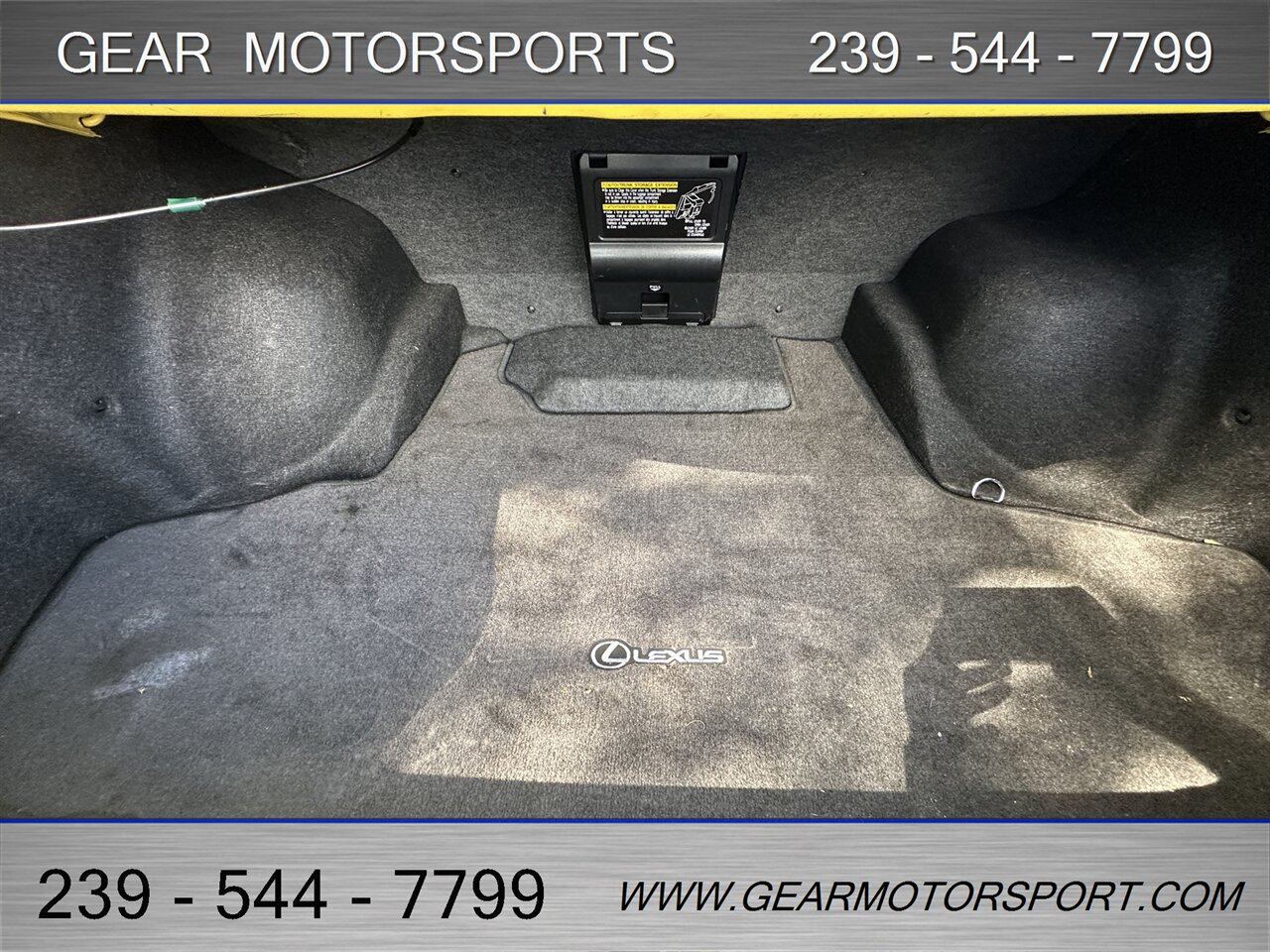 2001 Lexus IS 300   - Photo 55 - Estero, FL 33928