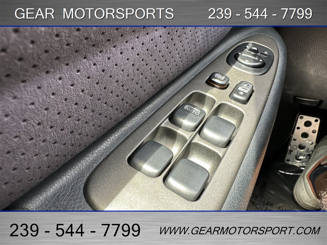 2001 Lexus IS 300 RWD - Photo 52 - Estero, FL 33928