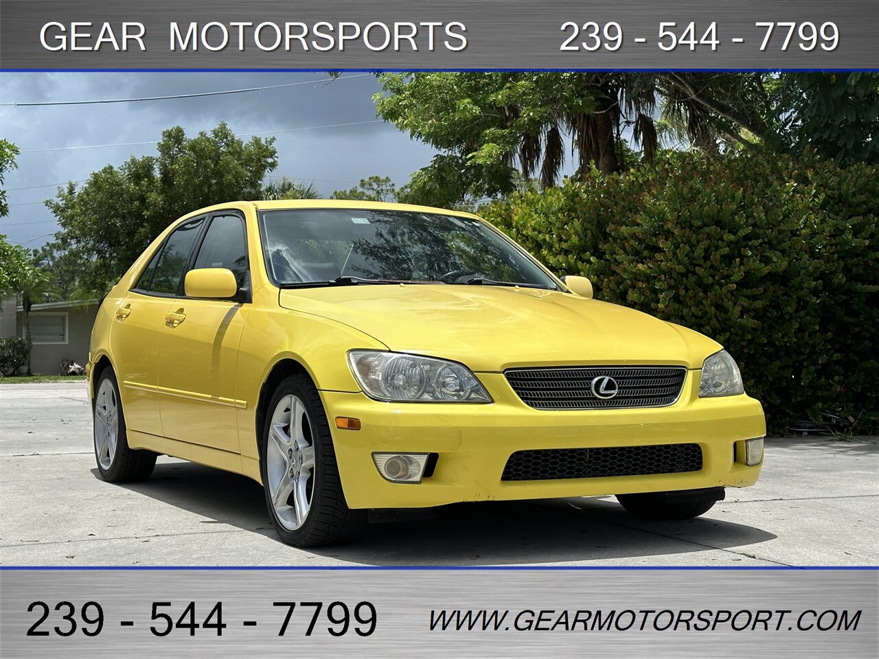 2001 Lexus IS 300 RWD - Photo 13 - Estero, FL 33928
