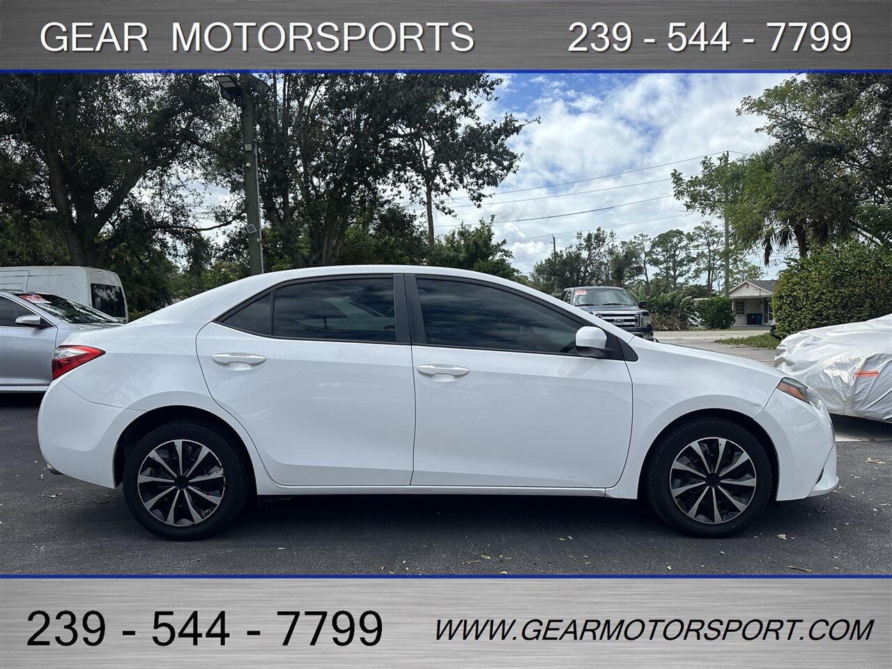 2015 Toyota Corolla LE   - Photo 2 - Estero, FL 33928