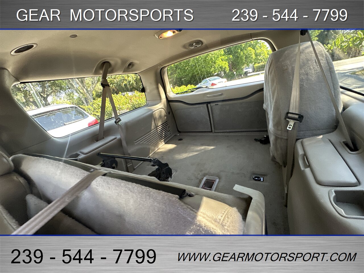 2005 Ford Excursion XLT 6.8L V10 AIR RIDE - Photo 19 - Estero, FL 33928