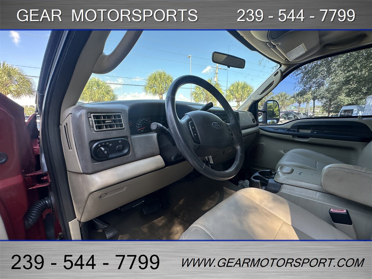 2005 Ford Excursion XLT 6.8L V10 AIR RIDE - Photo 11 - Estero, FL 33928
