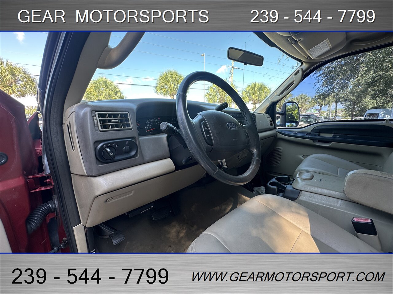 2005 Ford Excursion XLT 6.8L V10 AIR RIDE - Photo 14 - Estero, FL 33928