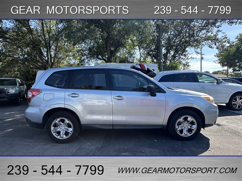 2016 Subaru Forester 2.5i 6-SPEED Manual  