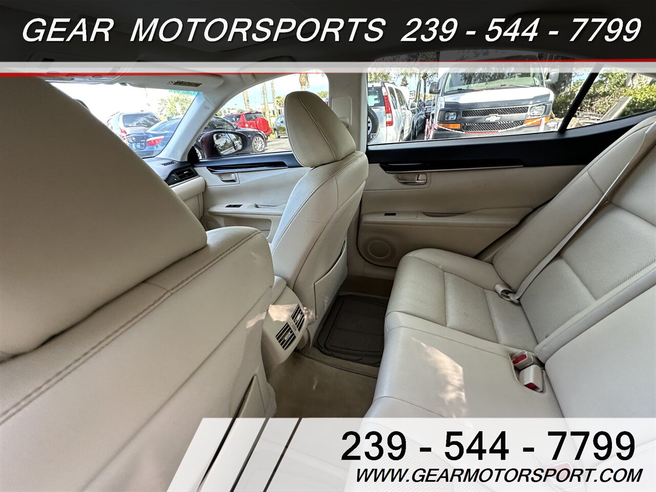 2015 Lexus ES 350 Premium 3.5L V6 FWD - Photo 16 - Estero, FL 33928