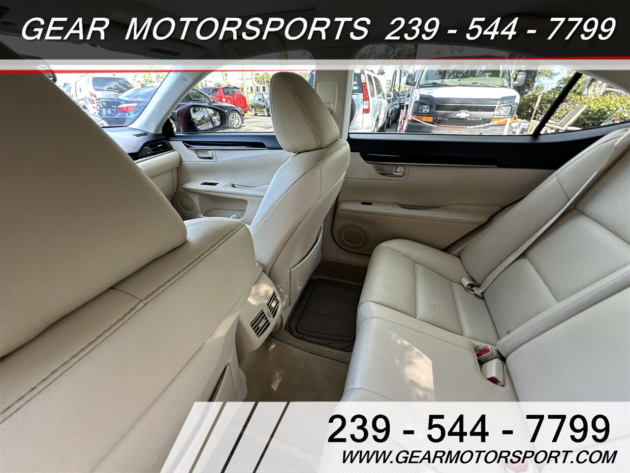 2015 Lexus ES 350 Premium 3.5L V6 FWD - Photo 19 - Estero, FL 33928