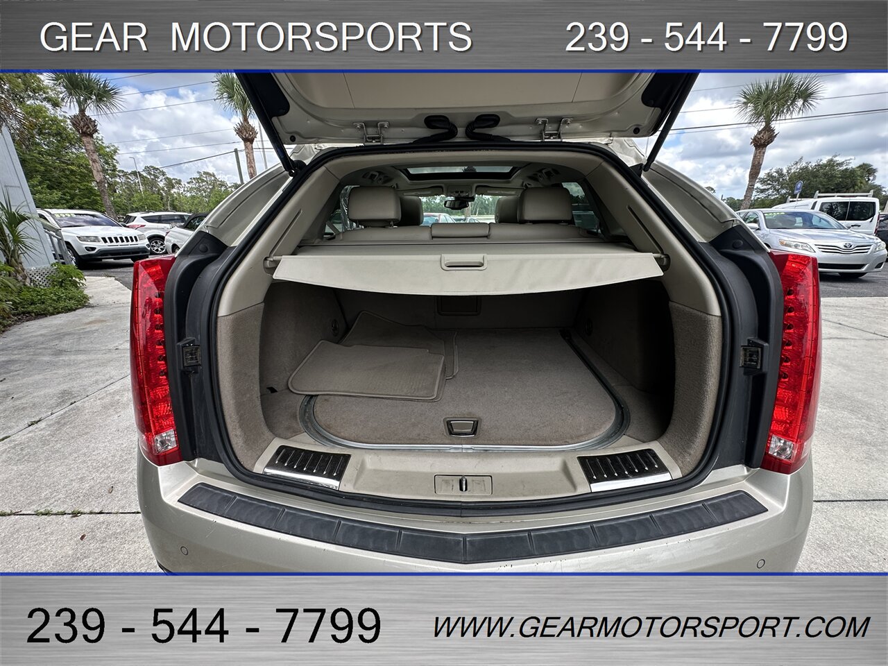 2015 Cadillac SRX Luxury Collection   - Photo 18 - Estero, FL 33928