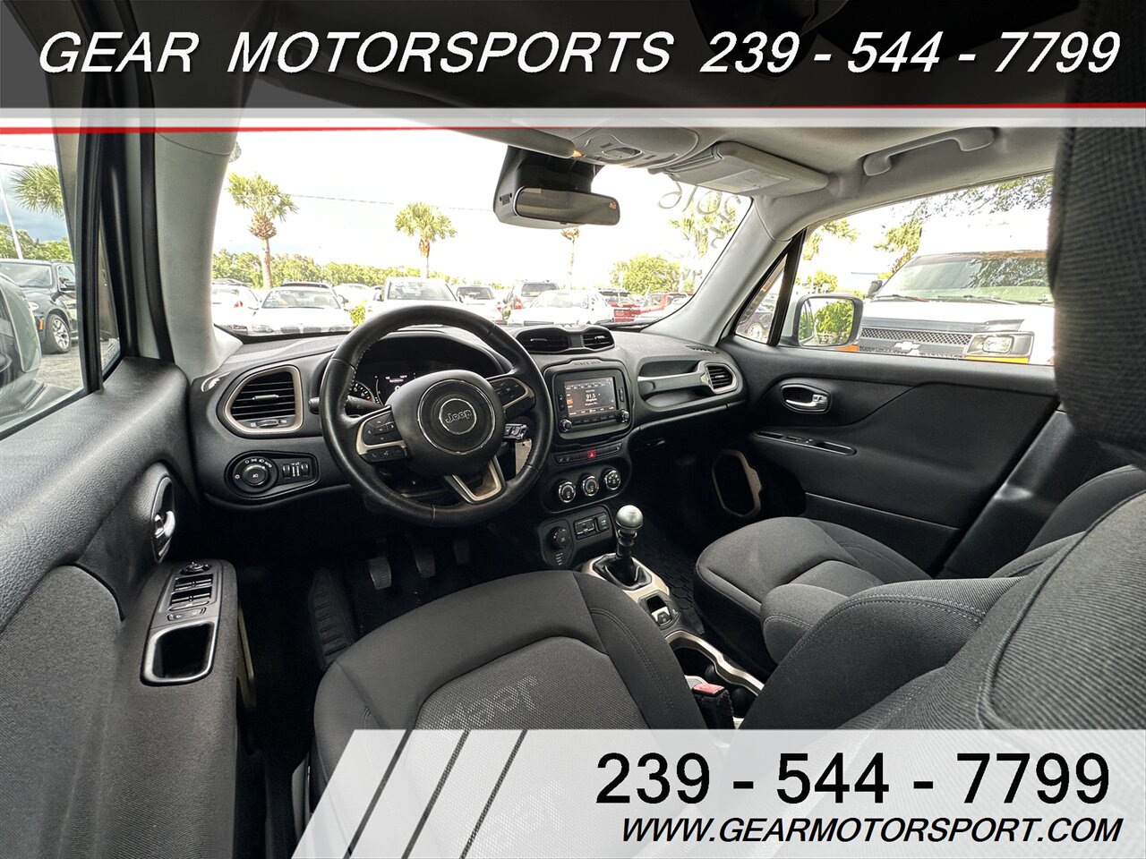 2016 Jeep Renegade Latitude 6-Speed Manual 4WD   - Photo 15 - Estero, FL 33928