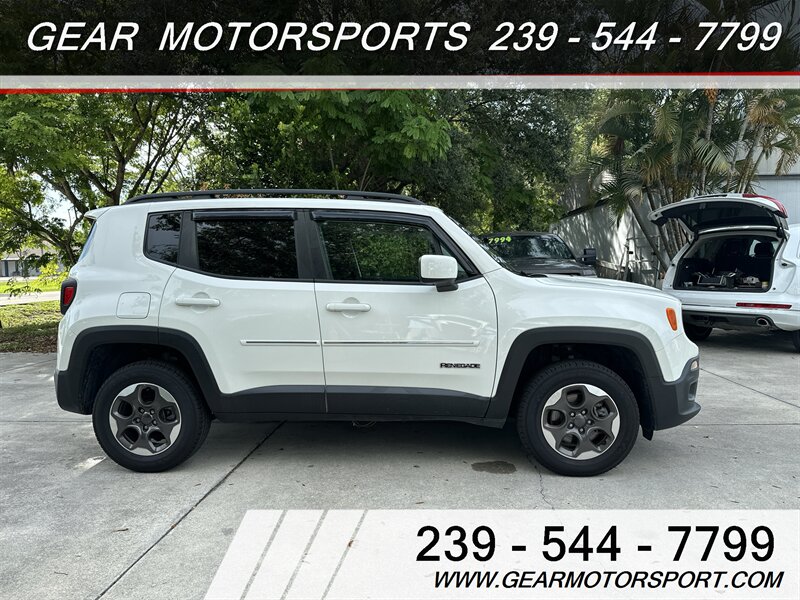 2016 Jeep Renegade Latitude 6-Speed Manual 4WD  