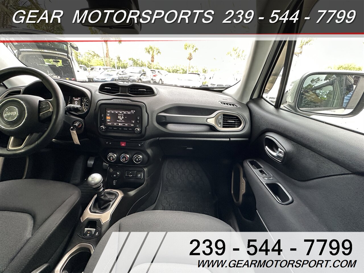 2016 Jeep Renegade Latitude 6-Speed Manual 4WD   - Photo 22 - Estero, FL 33928