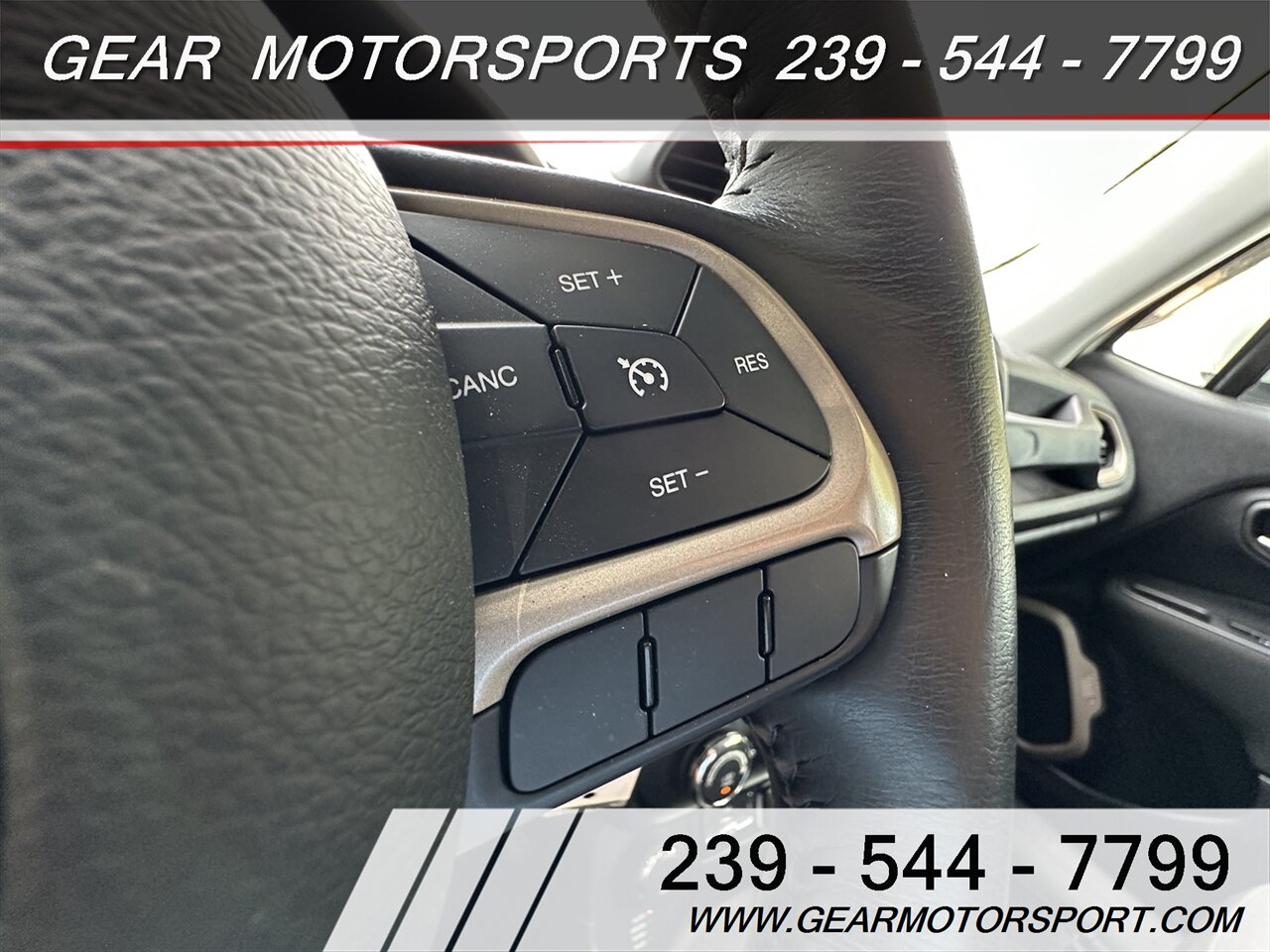 2016 Jeep Renegade Latitude 6-Speed Manual 4WD   - Photo 31 - Estero, FL 33928