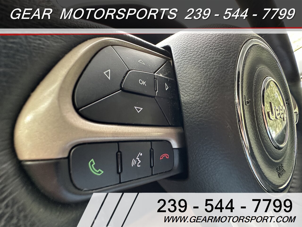 2016 Jeep Renegade Latitude 6-Speed Manual 4WD   - Photo 30 - Estero, FL 33928