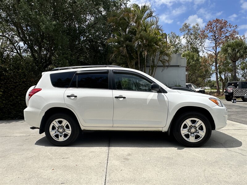 2009 Toyota RAV4 4WD 3.5L V6  