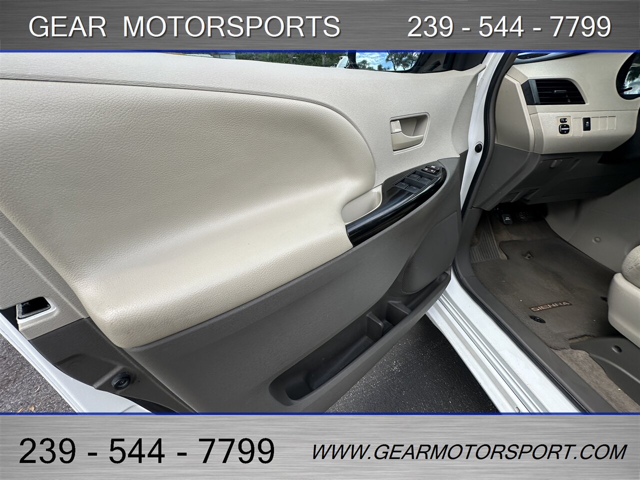 2014 Toyota Sienna L 7-Passenger   - Photo 9 - Estero, FL 33928