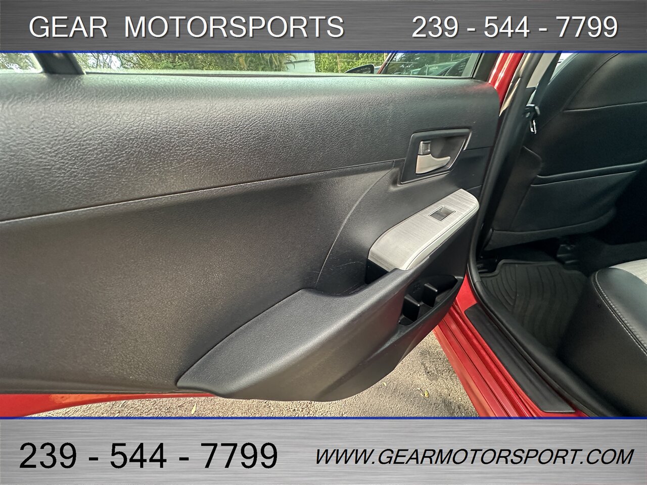 2013 Toyota Camry SE   - Photo 10 - Estero, FL 33928