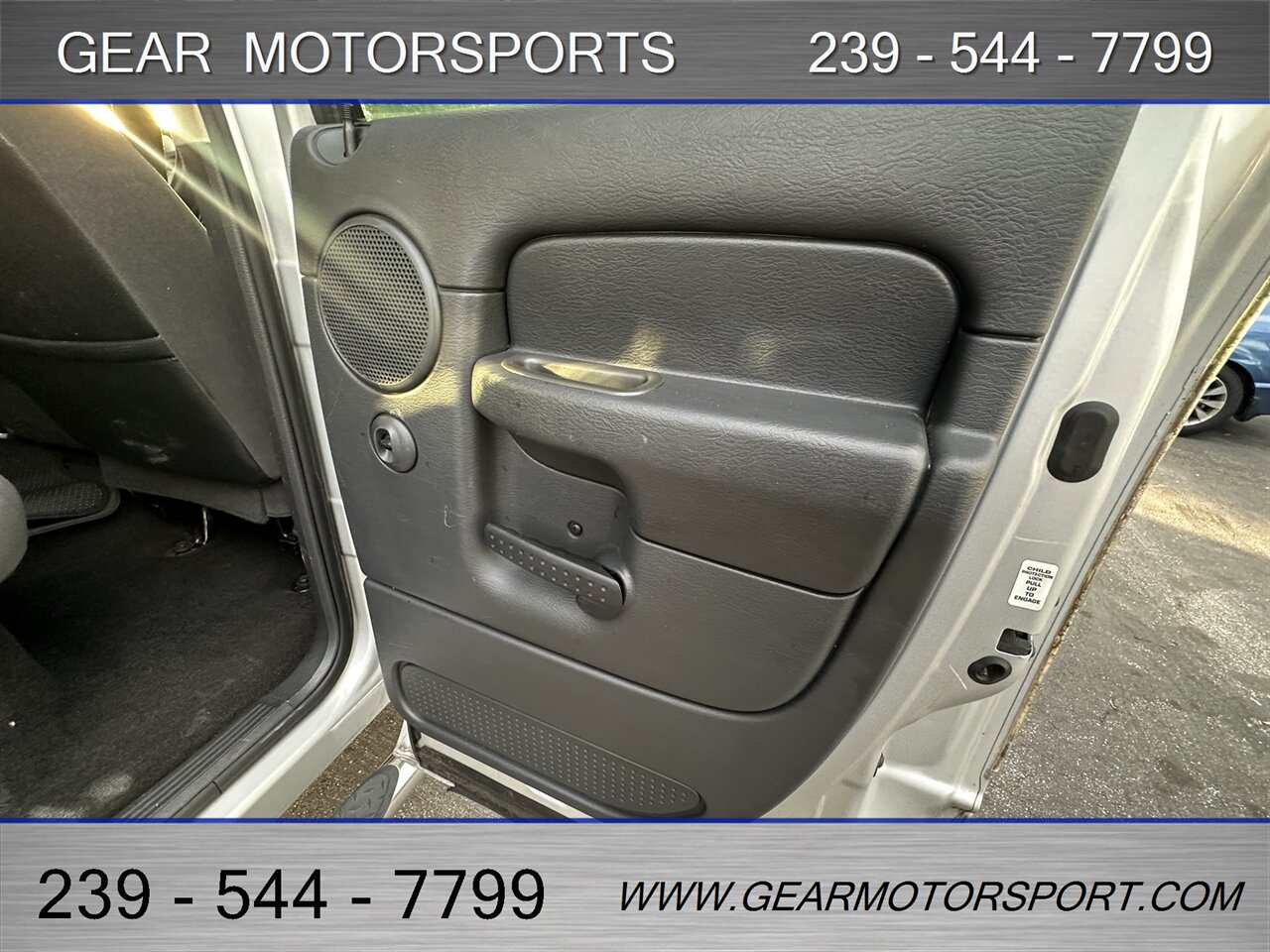 2005 Dodge Ram 1500 SLT 4dr Quad Cab SLT   - Photo 13 - Estero, FL 33928