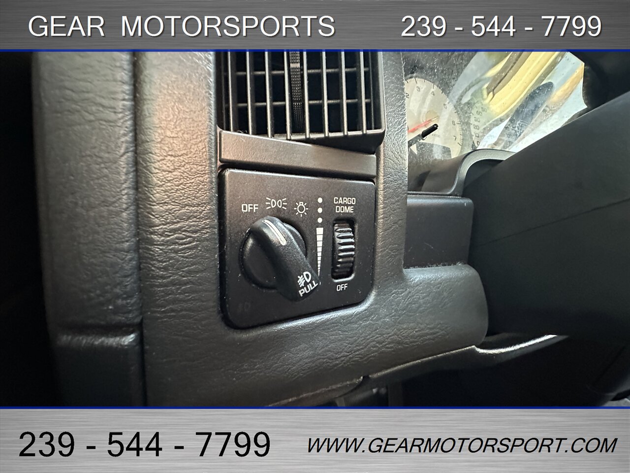 2005 Dodge Ram 1500 SLT 4dr Quad Cab SLT   - Photo 37 - Estero, FL 33928