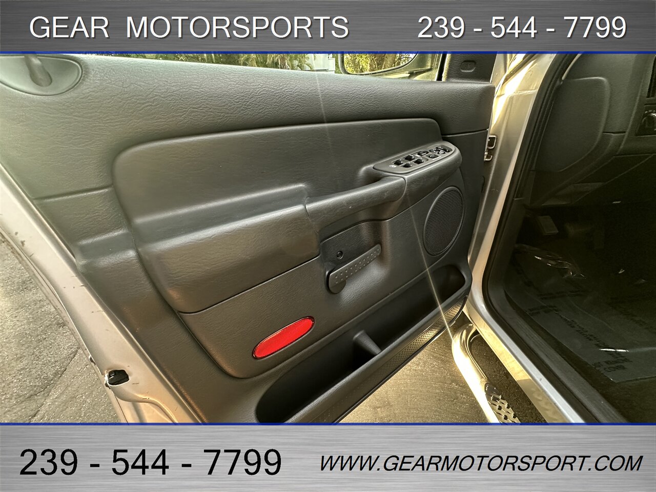 2005 Dodge Ram 1500 SLT 4dr Quad Cab SLT   - Photo 9 - Estero, FL 33928