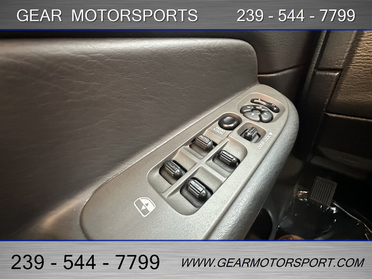 2005 Dodge Ram 1500 SLT 4dr Quad Cab SLT   - Photo 35 - Estero, FL 33928