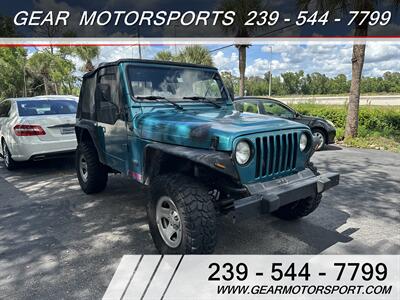 1997 Jeep Wrangler SE 5-Speed, 4WD SUV