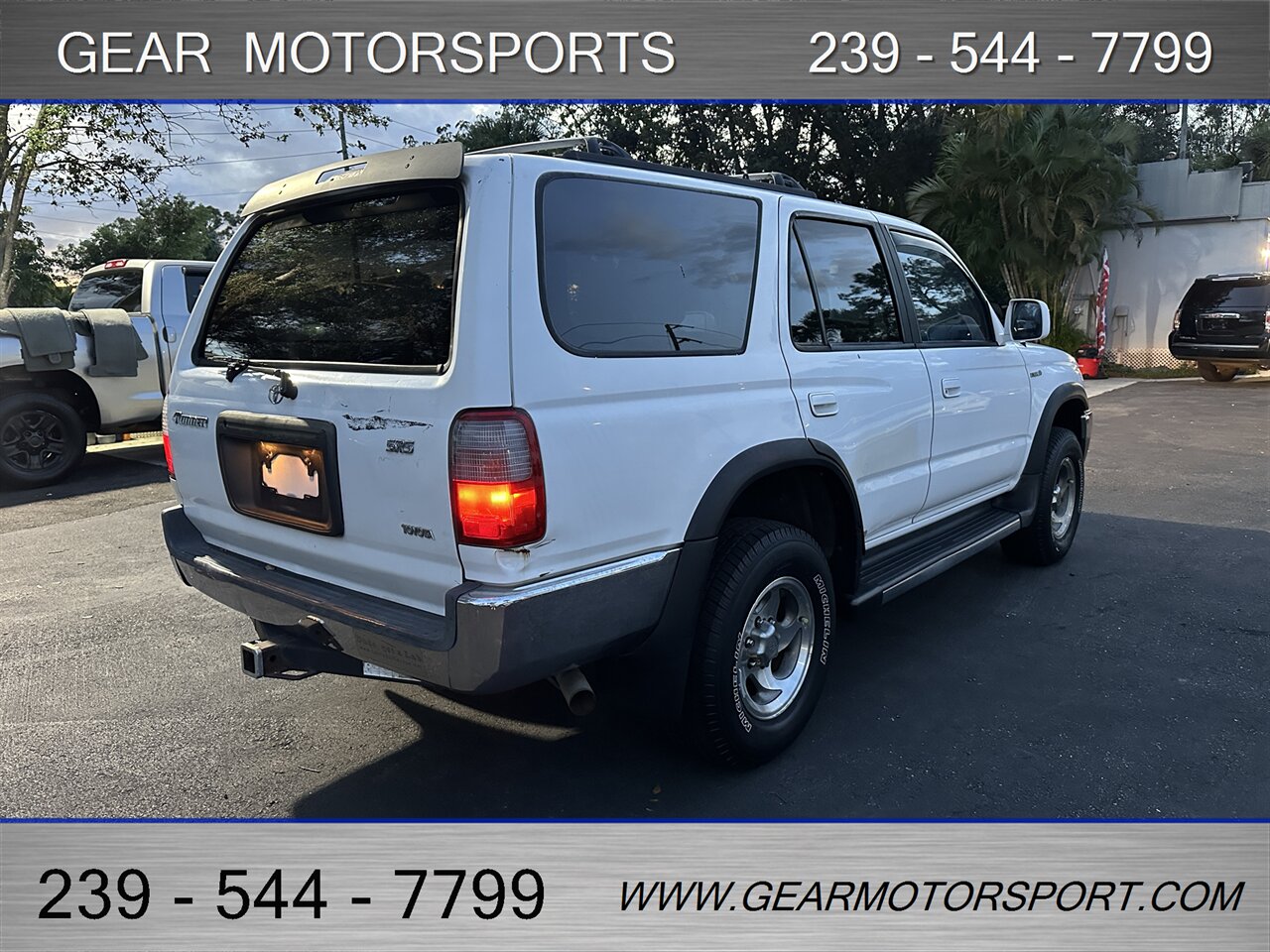 1999 Toyota 4Runner SR5 3.4L V6 RWD   - Photo 3 - Estero, FL 33928