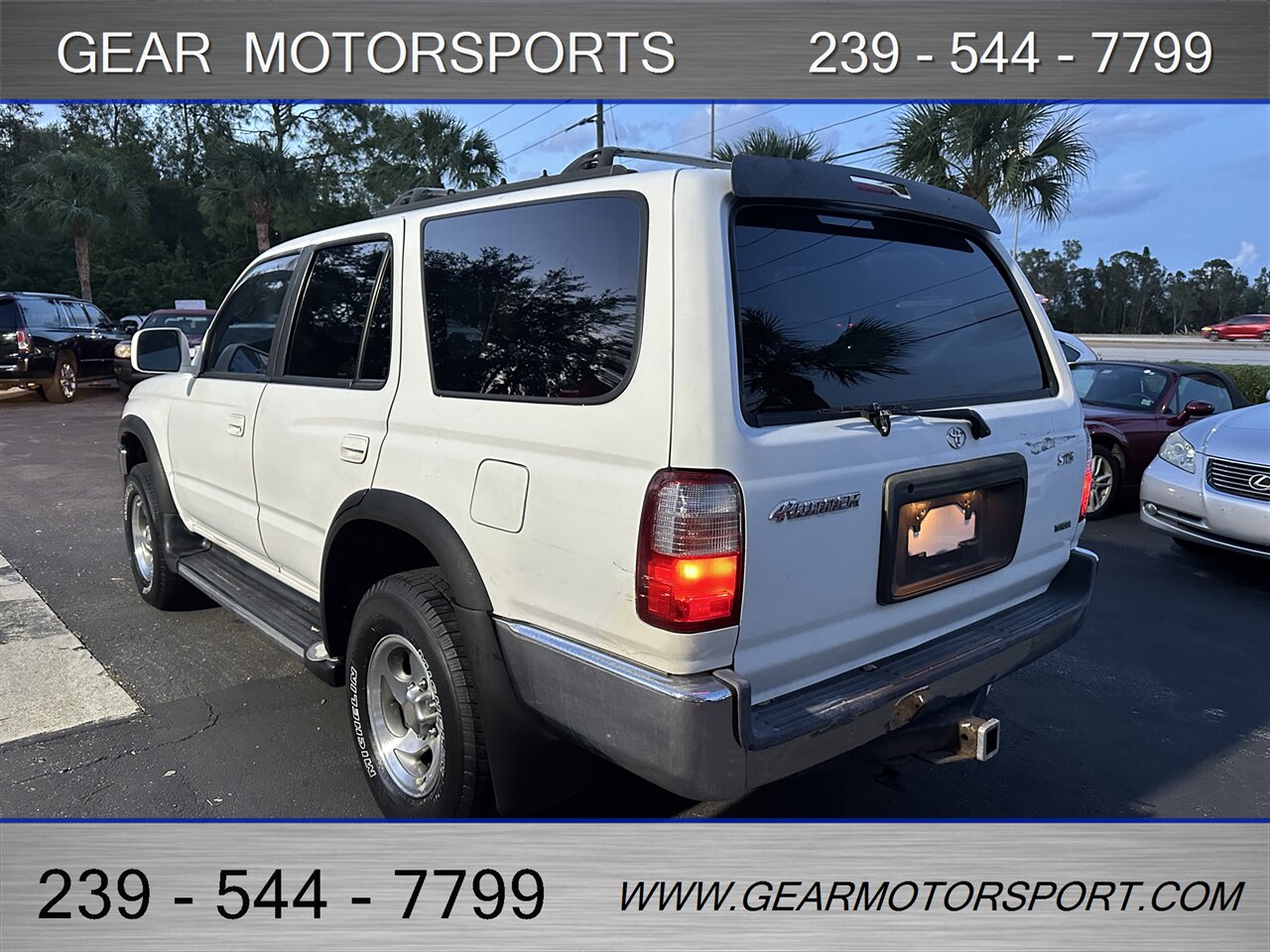 1999 Toyota 4Runner SR5 3.4L V6 RWD   - Photo 4 - Estero, FL 33928