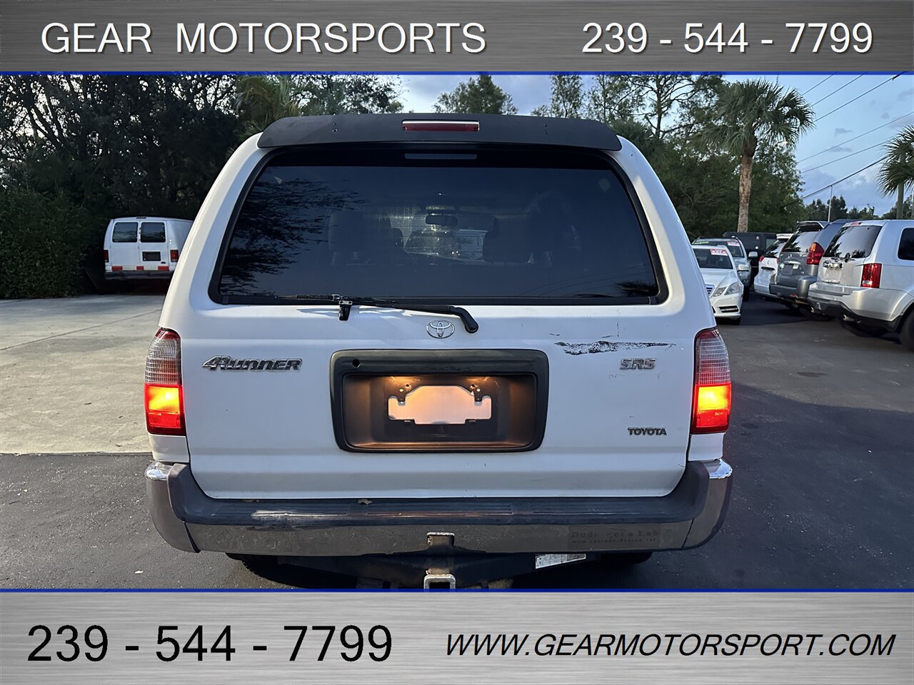 1999 Toyota 4Runner SR5 3.4L V6 RWD   - Photo 5 - Estero, FL 33928