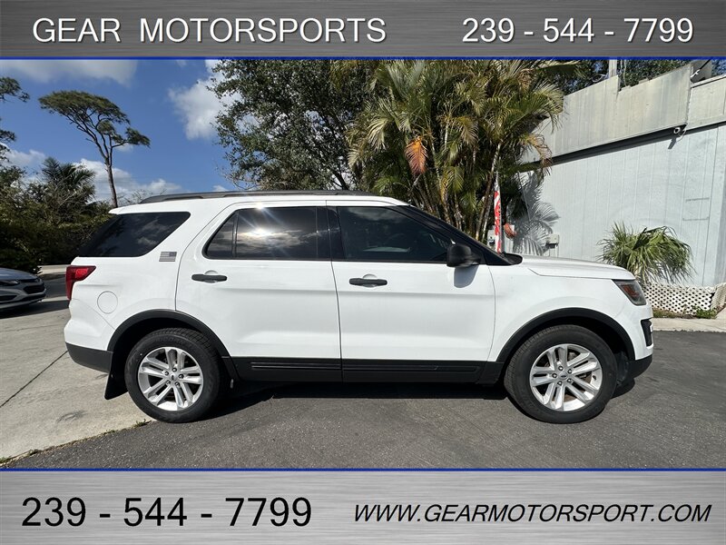2017 Ford Explorer  