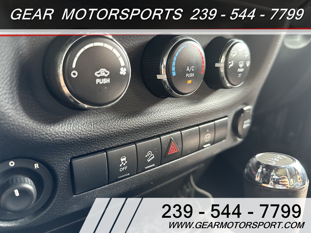 2012 Jeep Wrangler Sahara 4WD 3.6L V6 - Photo 26 - Estero, FL 33928